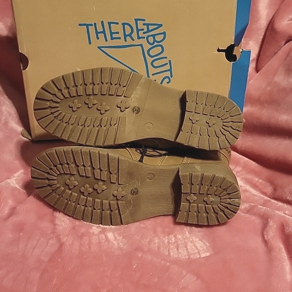 Girls (4) Tan ThereAbouts Boots - Picture 3 of 6